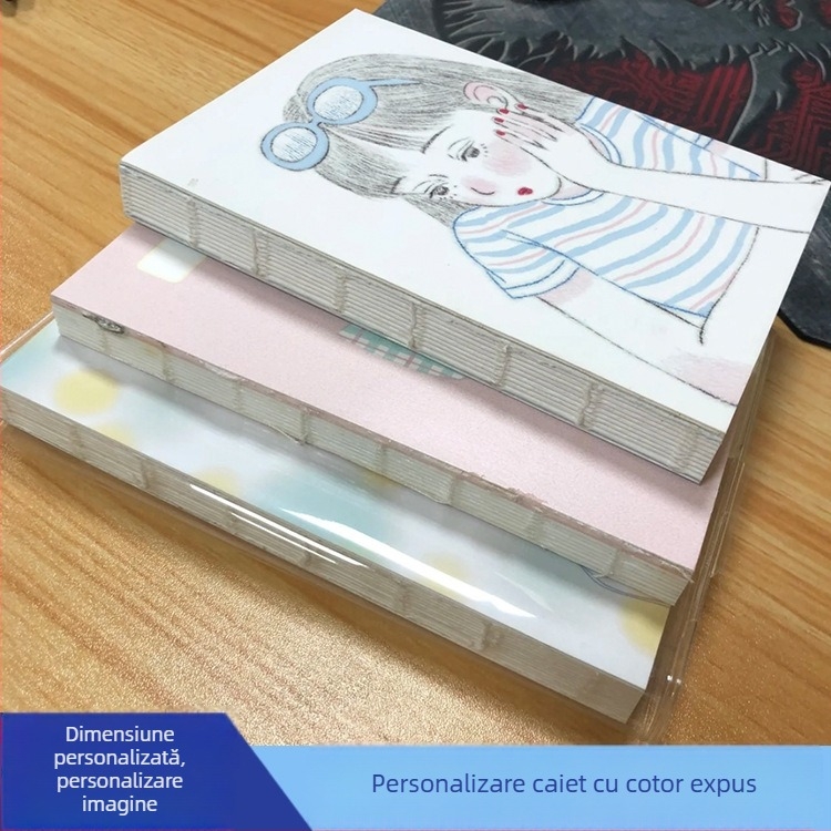 Planner A6 drăguț, în stil japonez și coreean, personalizabil cu designul tău, cu layout flat lay, legare cusută și spate expus.