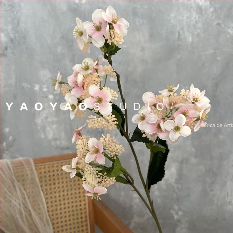 Hortensie mov artificiale pentru decor de acasă, decor de nuntă, recuzită pentru fotografie, living și masă