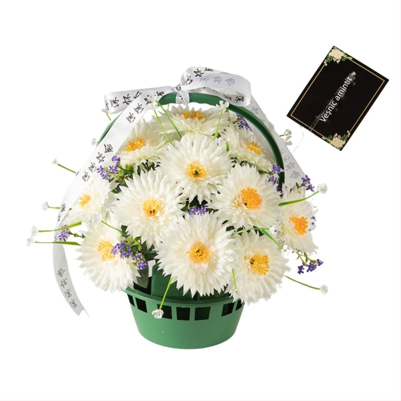 Buchet de crizanteme din mătase cu coș portabil pentru decorarea mormântului în timpul festivalului Qingming