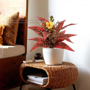 Ornament din lemn cu schimbare de culoare și buchet în mână, pentru decor exterior