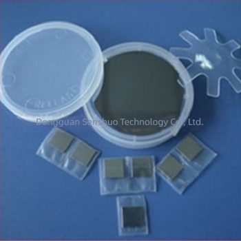 Wafer de substrat din fosfidă de indiu pentru comunicații prin fibră optică și microelectronică.