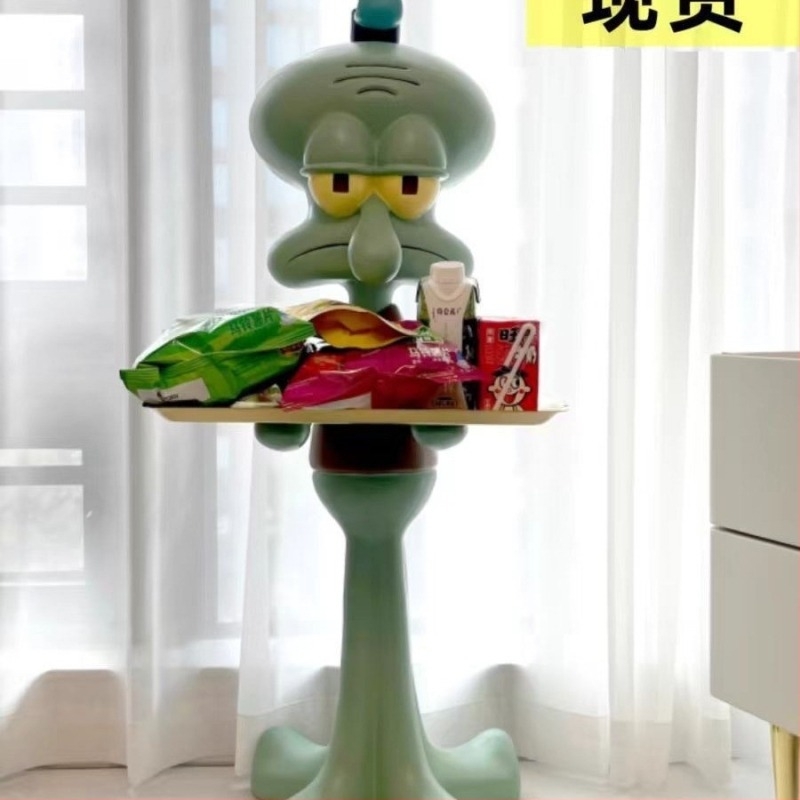În stoc: figurină Squidward de 1 metru, stand pe podea, mare ornament decorativ pentru sufragerie lângă canapea.