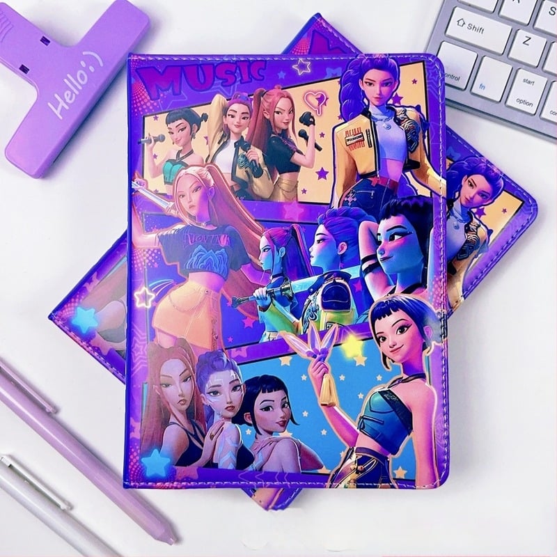 Noul caiet K-pop pentru o fată vânătoare de demoni, copertă cu aspect piele, pagini color, jurnal pentru școală, stil desen animat, 100–200 de pagini