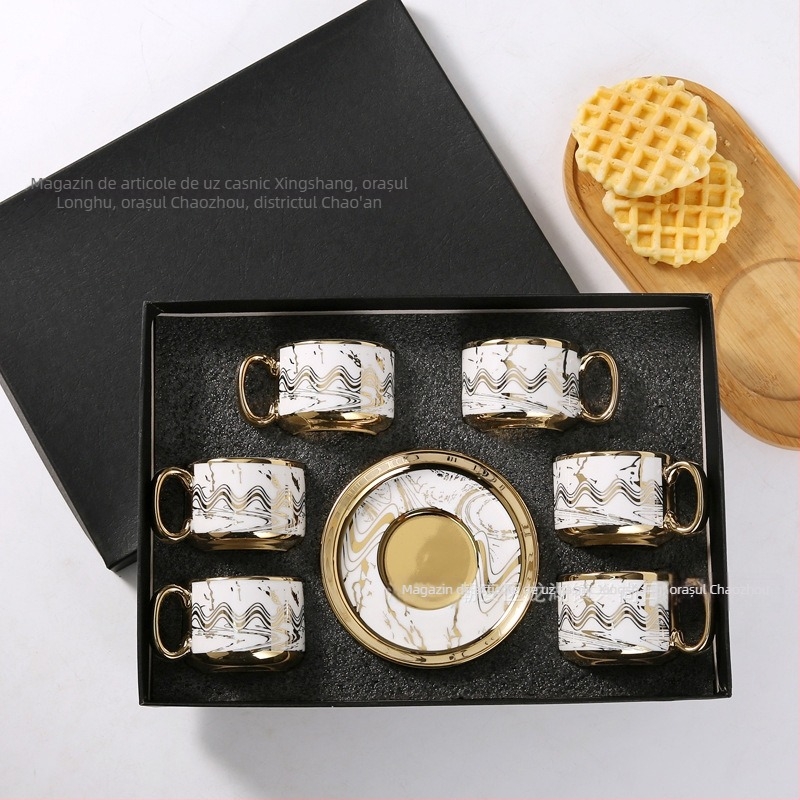 Set de cești și farfurioare ceramice, în stil european, cu margine aurie – set creativ de cafea