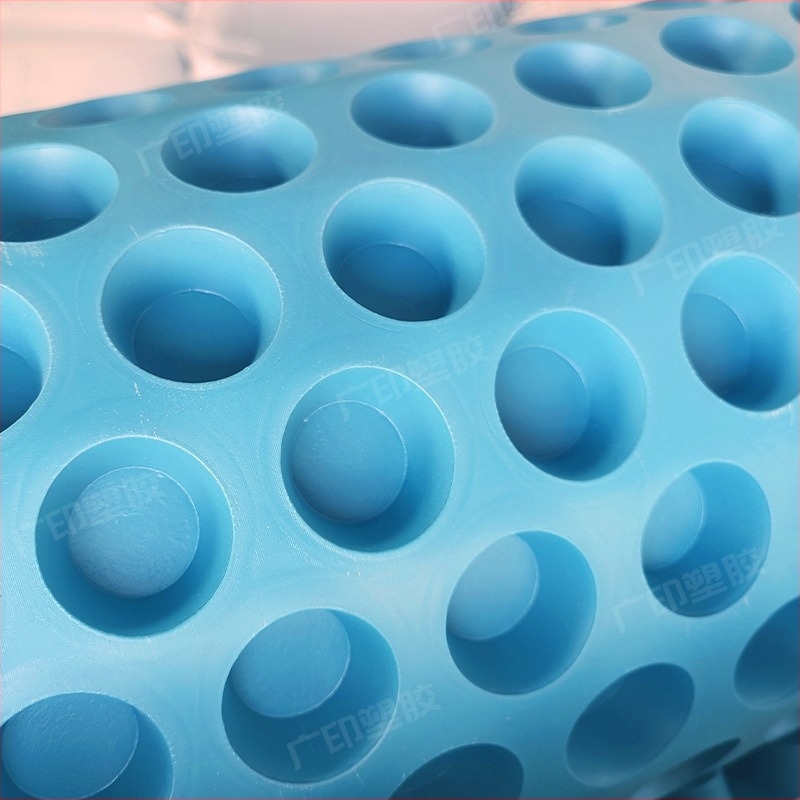 Placă de drenaj HDPE pentru subsol, suprafață concav-convexă, filtrare apă și barieră pentru rădăcini, personalizabilă