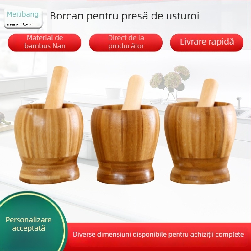 Mojar din lemn pentru usturoi, cu râșniță din bambus