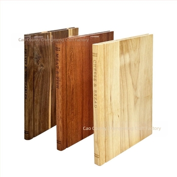 Set de trei tocătoare din lemn de acacia, plăci în formă de carte, decorativ
