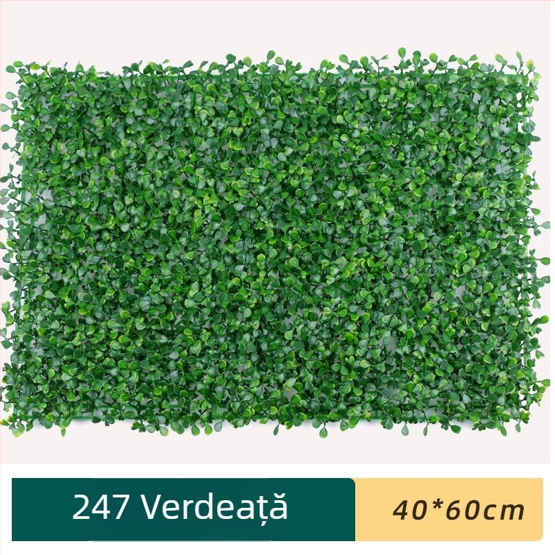 Perete verde exterior artificial cu gazon sintetic și plante decorative din plastic