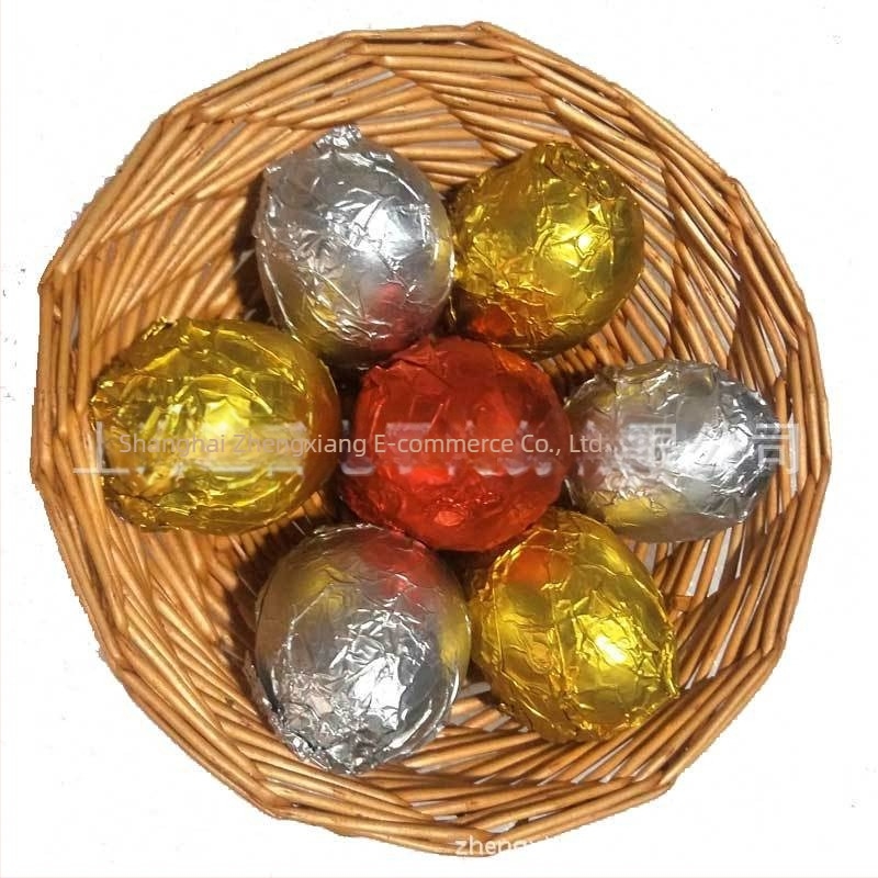 Ouă roșii din orez lipicios cu model portocaliu, ceai de pelin, bomboane de ciocolată; foi de aluminiu colorate pentru ambalare, 100 de foi, 15 x 15 cm