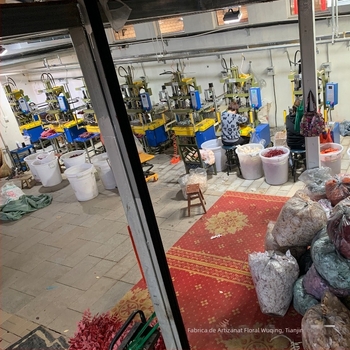 Plantă artificială verde cu frunze de salcie, din ratan — pentru nunți, casă și decor interior; viță decorativă pentru tavan și înfășurarea țevi