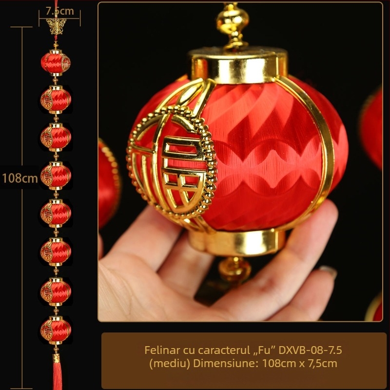 Șir de felinare roșii în stil nou, bile roșii lucioase din satin – decorațiuni festive pentru Anul Nou Chinezesc