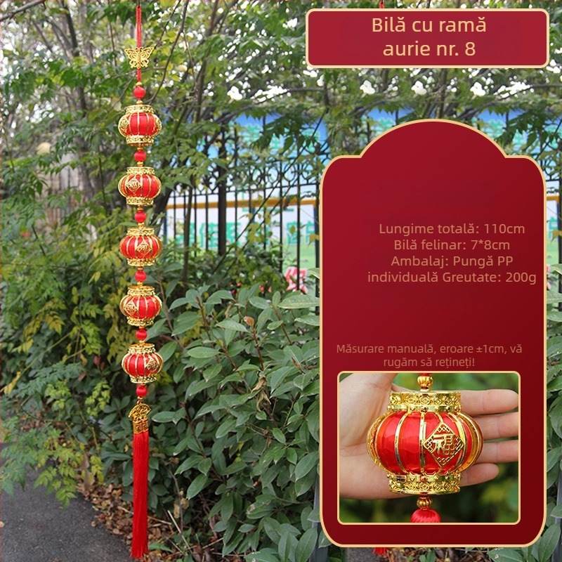Șir de felinare roșii în stil nou, bile roșii lucioase din satin – decorațiuni festive pentru Anul Nou Chinezesc