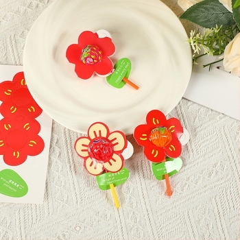 Card decorativ din hârtie pentru bomboană pe bețișor cu floare roșie mică – Ziua Copilului, premiu pentru grădiniță, autocolant pentru bomboană