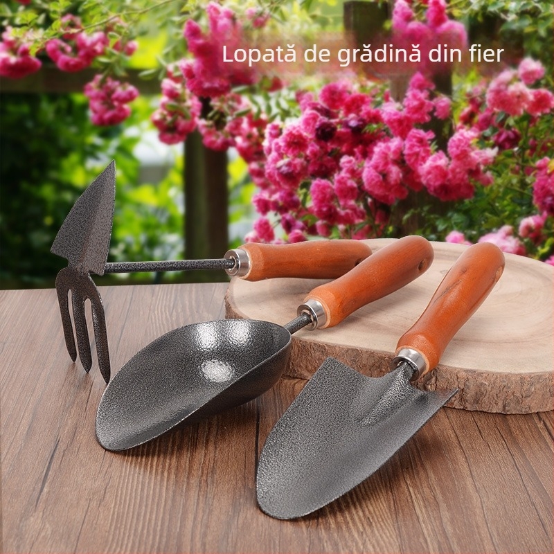 Set de trei piese pentru grădină: lopată rotundă, greblă și lopată mare cu mâner din lemn