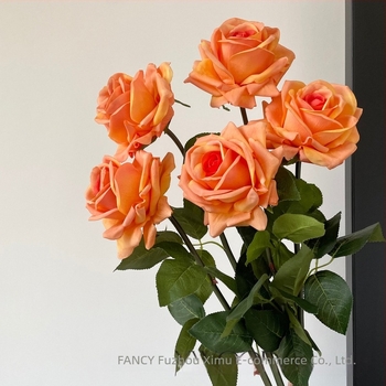 Trandafiri artificiali – Munții Zăpezii, atingere premium, decor pentru living, buchet de mână, recuzită pentru fotografii