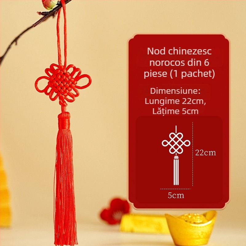 Pandantiv mic din nod chinezesc, lucrat manual, cu nod concentric și șnur roșu, model 2026