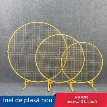 Ecran rotund din fier forjat, în stil forestier, ca fundal pentru scenă cu arc de baloane
