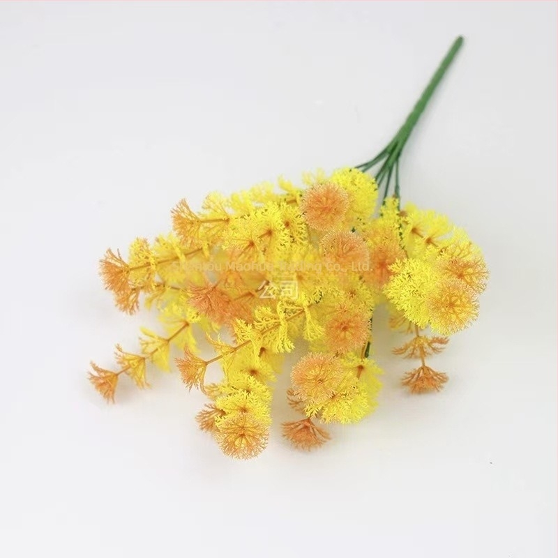 Buchet artificial cu nuanță vanilie, frunze verzi și frunze de plastic ce imită bancnote, decor pentru nuntă și casă