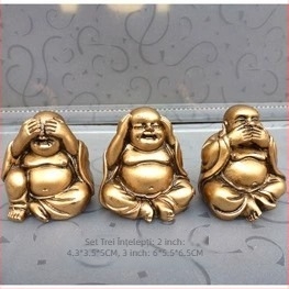 Set de șase statui Buddha din rășină, cu finisaj asemănător lemnului roșu și detalii aurii, inclusiv Maitreya și Shakyamuni