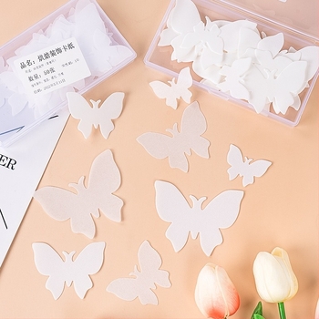 Fluture alb din hârtie wafer, decor pentru tort