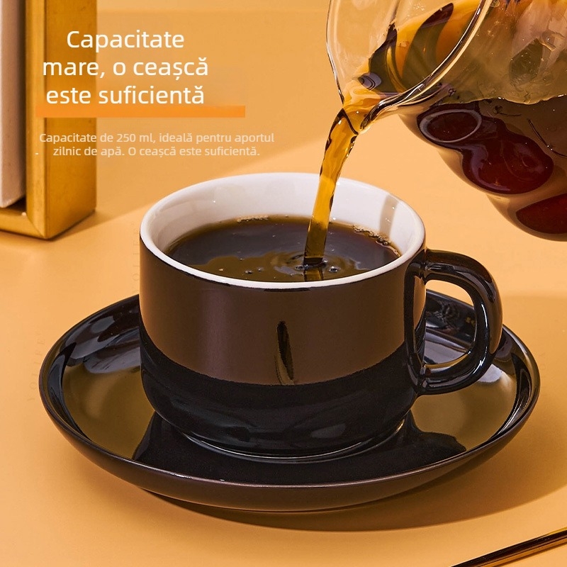 Ceașcă de cafea ceramică cu farfuriu și linguriță – design simplu, modern, pentru casă, birou, cafenea