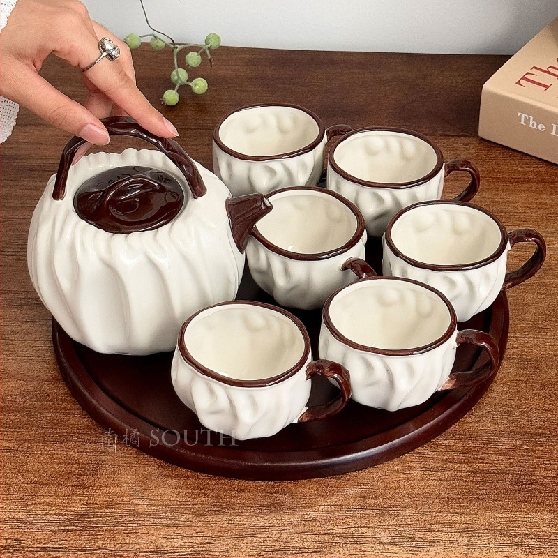 Maillard retro maro set de ceai cu ceainic ceramic și cești