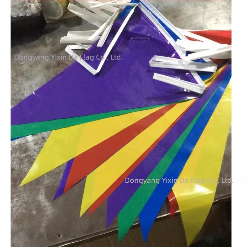 Steaguri triunghiulare din plastic, pe șnur, decor pentru petreceri de naștere, în cinci culori