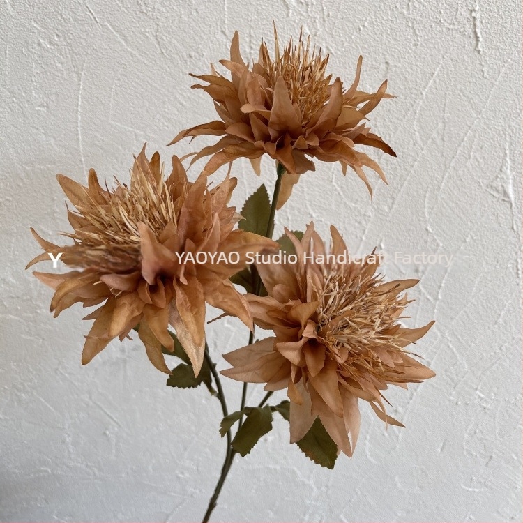 Anemone de mare artificiale cu trei capete, flori de satin pentru decor de nuntă, decor de hotel și aranjamente de sală