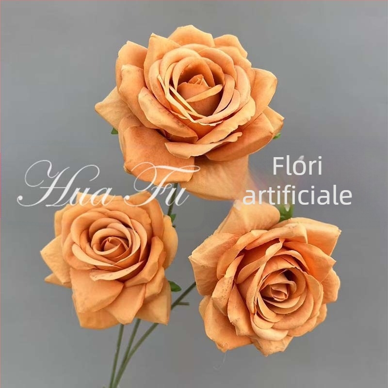 Trandafir artificial cu nuanțe gradient și aspect de piatră prețioasă – decor pentru perete la nuntă
