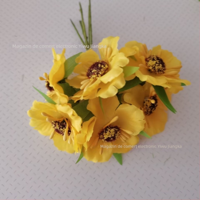 Set de flori artificiale pentru nuntă, cu Daisy, Gerbera și Sunflower — buchet din satin, diademă, garlandă de rattan, decor pentru cutii cu bomboane (72 de flori/pachet)
