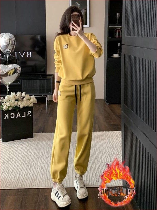 Set casual sport pentru femei, toamnă-iarna 2024, inspirație europeană: hanorac lejer și pantaloni jogger, ansamblu din două piese
