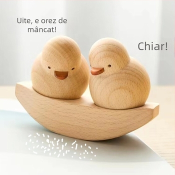 Rață galbenă mică din lemn – ornament auto pentru interior, decor modern minimalist, cadou pentru iubită