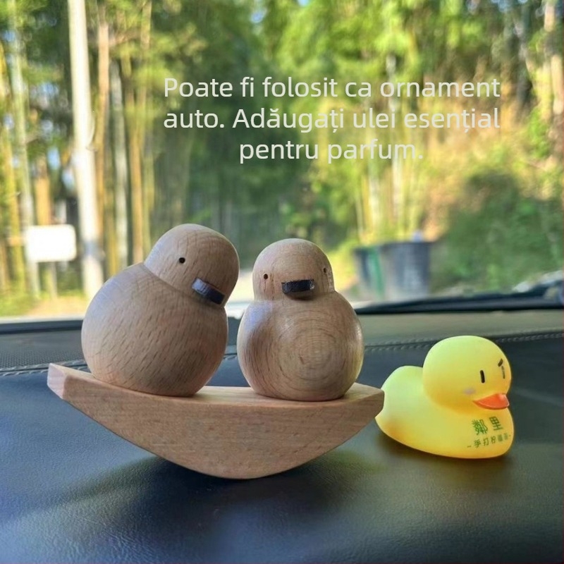 Rață galbenă mică din lemn – ornament auto pentru interior, decor modern minimalist, cadou pentru iubită