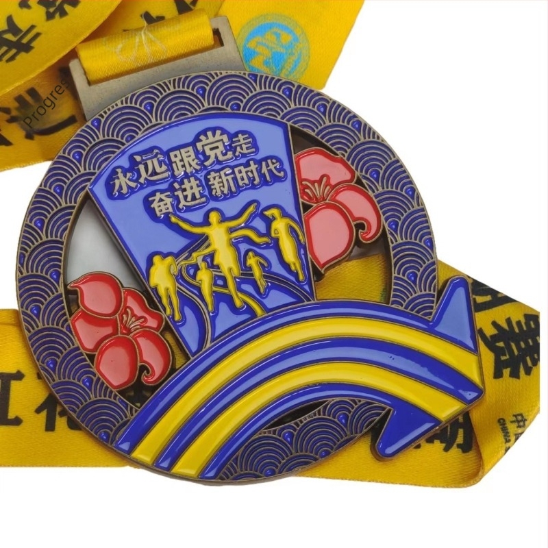 Medalii metalice premium, personalizate pentru maratoane și competiții de fotbal