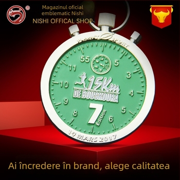 Medalie metalică personalizată, în formă, emailată, design decupat, premiu pentru maraton