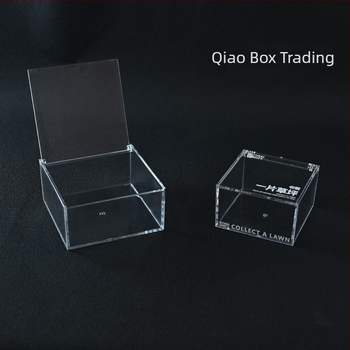 Cutie pătrată din acrilic transparent pentru depozitare și expunere bijuterii, 6x6x3 cm – Inima Africii