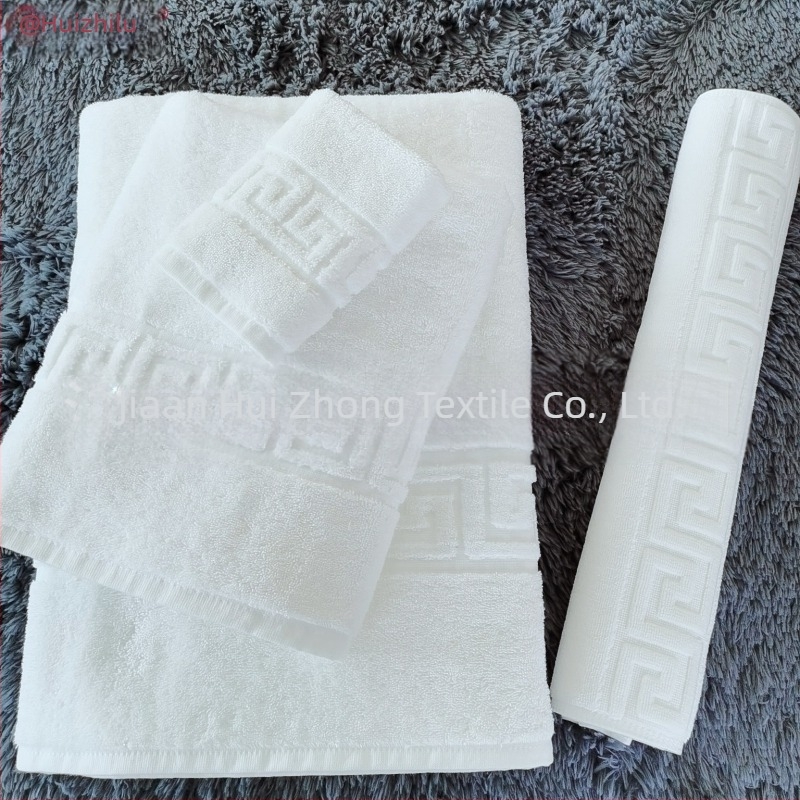 Set patru prosoape hotel jacquard, 100% bumbac, din patru piese: prosop de față, prosop de mâini, prosop de baie și covoraș de baie; moale, absorbant; personalizare logo.