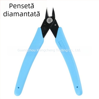 Unelte pentru manichiură: clește metalice pentru îndepărtarea pietrelor, foarfeci metalice pentru unghii, mici și mari