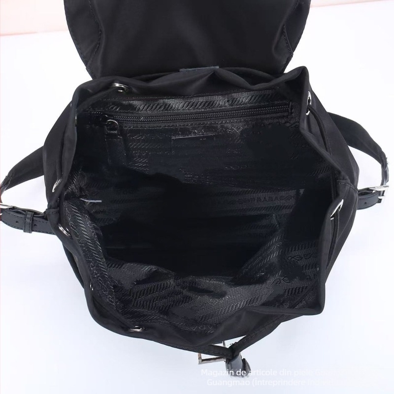Rucsac unisex pentru timpul liber, impermeabil, 20–35 L, din nylon/Oxford, spațiu generos pentru călătorii, compartiment pentru laptop de 16 inch, design simplu.