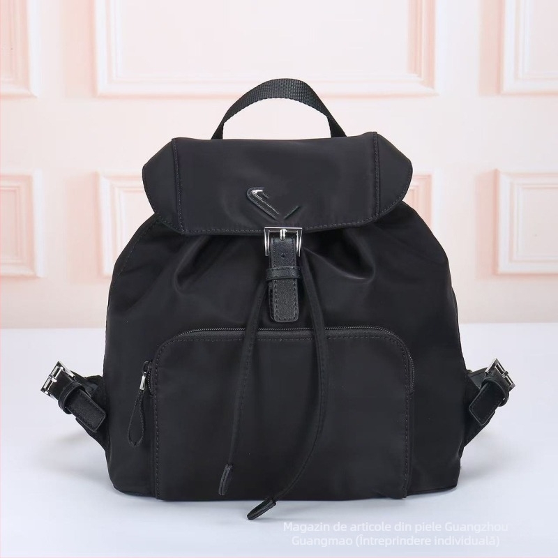 Rucsac unisex pentru timpul liber, impermeabil, 20–35 L, din nylon/Oxford, spațiu generos pentru călătorii, compartiment pentru laptop de 16 inch, design simplu.