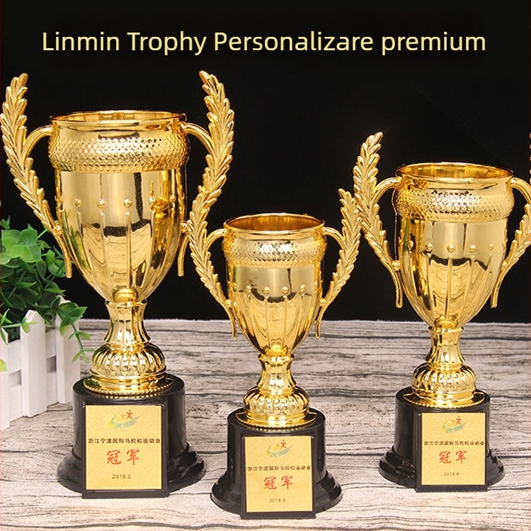 Trofee metalice pentru sporturi: baschet, fotbal, curse cu porumbei și Taekwondo - personalizabile, cu imprimare de logo
