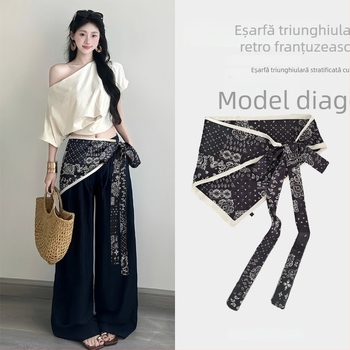 Curea cu șal de mătase pentru femei – accesoriu decorativ pentru asortare cu pantaloni, blugi sau fuste, suprapus cu un șal triunghiular și o curea de talie.