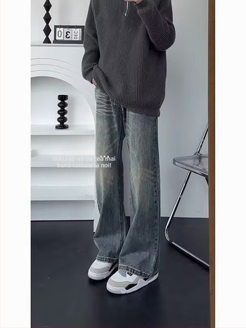 Jeans bărbați din denim – vibe american retro, stylish și moderne, croială dreaptă cu ușoară evazare la poale, pantaloni casual pentru zi de zi