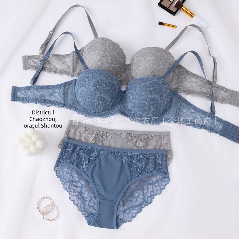Set de sutiene și chiloți, confortabil, cupe nemodelate, push-up, din nylon cu căptușeală elastan