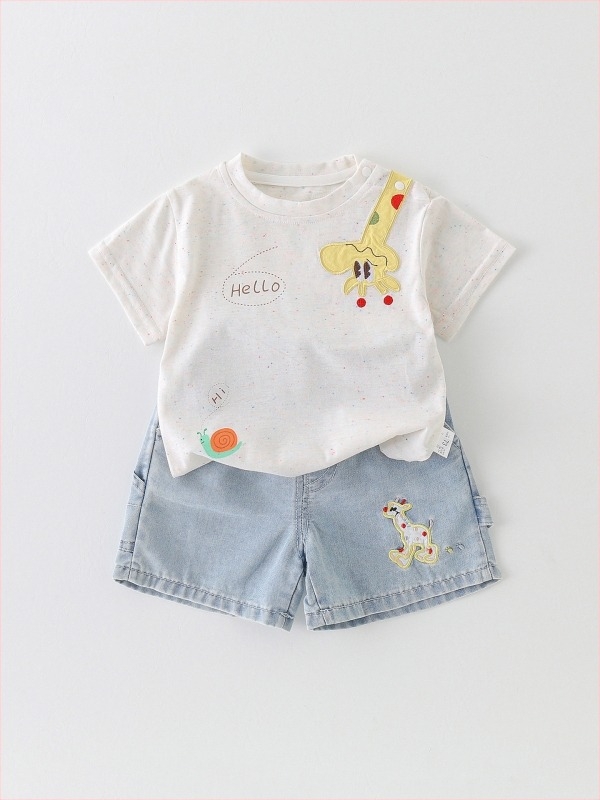 Set de vară pentru copii, din două piese: tricou cu mânecă scurtă și șorturi din denim