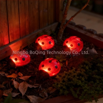 Lumină solară pentru grădină cu forme de animale (ladybug, turtle) – LED, ultra luminoasă