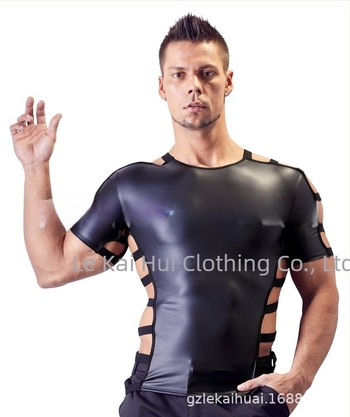Tricou slim-fit din piele lucioasă pentru scenă