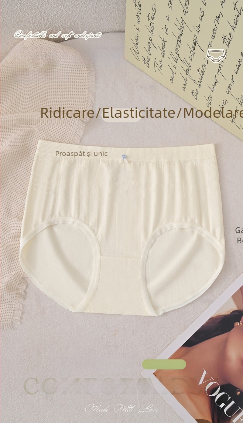 Set de 5 chiloți pentru femei într-o cutie cadou, din fibre de celuloză regenerată, cu gusset de mătase; culori candy, uscare rapidă, respirabile, antibacteriene.