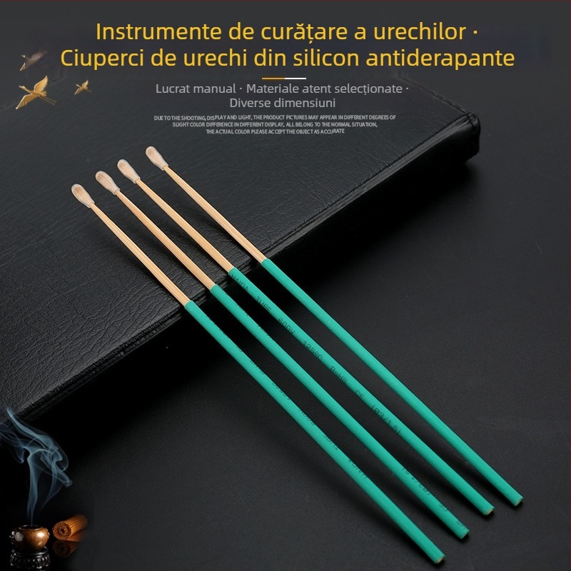 Lingură de urechi cu mâner din bambus și husă de silicon, pentru curățare precisă a urechilor.