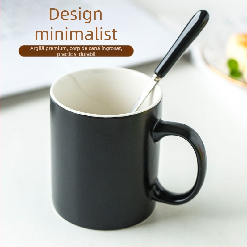 Cana de cafea din ceramică neagră, mată, în stil european, cu linguriță